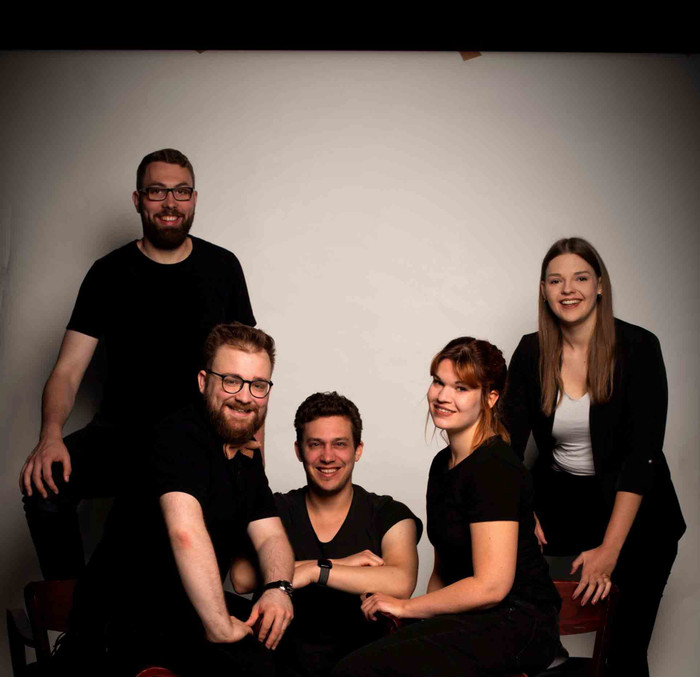 Spotlight Milieu präsentiert: Die Impro Show - Eine einzigartige Show voller Energie und Kreativität!