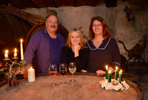 Mitarbeiter*innen des Weingut Pau