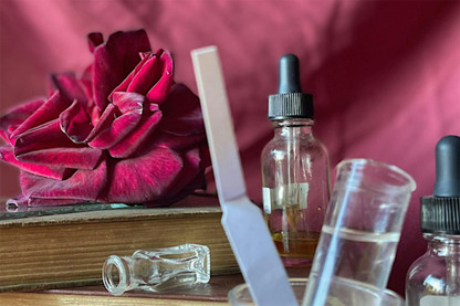 Parfumflaschen bei Aloha Senses