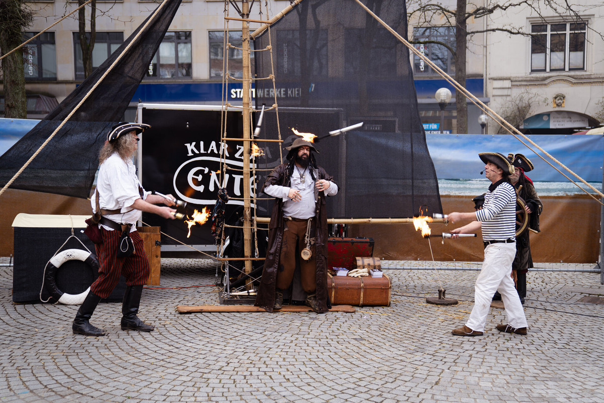  Kieler Umschlag - Sonntagsöffnungen - Veranstaltungen - Kiel Sailing City Bildidee 