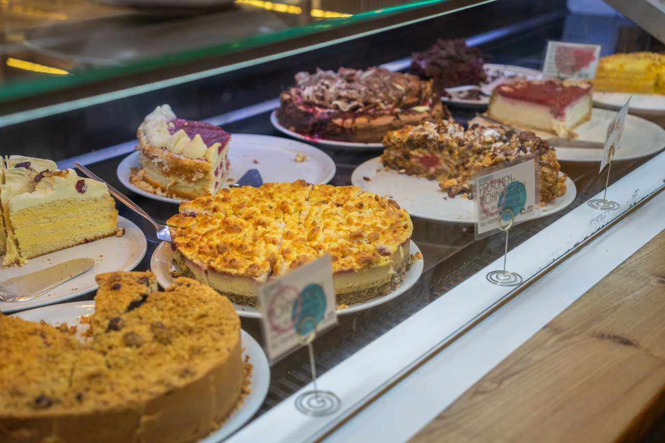 Kuchenauswahl bei Ins Blau