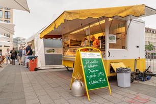 Käsestand von Hof Berg bei der Veranstaltung "Käse trifft Wein"