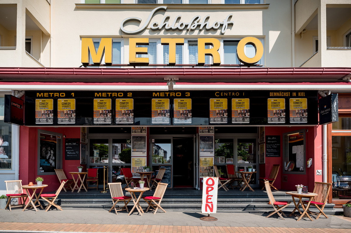 Bild: Metro-Kino im Schloßhof
