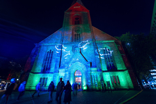 Nikolaikirche beim Lichtermeer