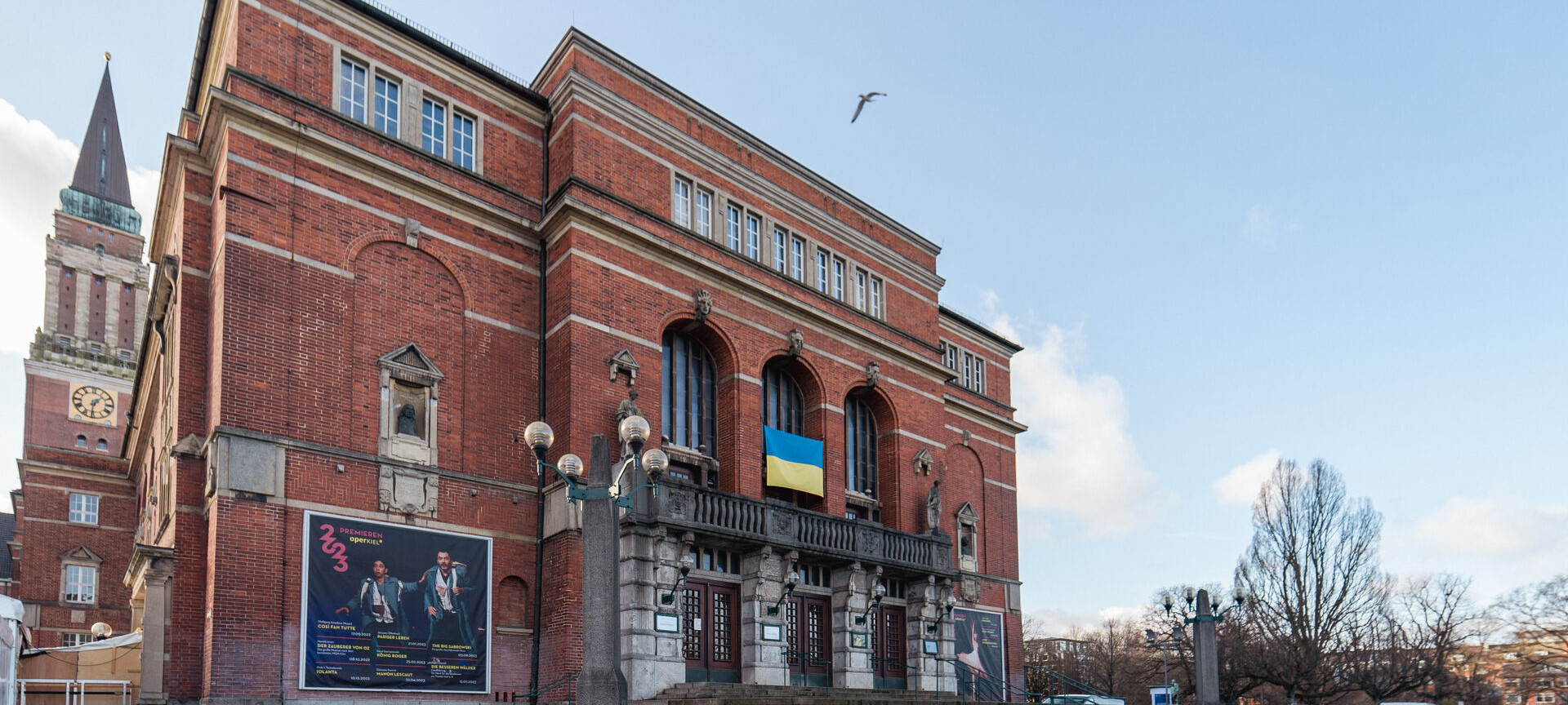 Kieler Opernhaus von vorne