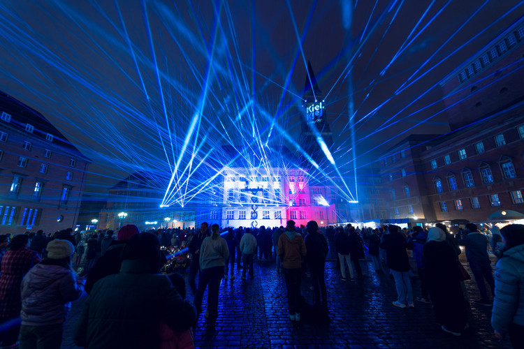  Kieler Lichtermeer<br><br>Lassen Sie sich am 2. November von einer Kombination aus Licht und Musik begeistern!
