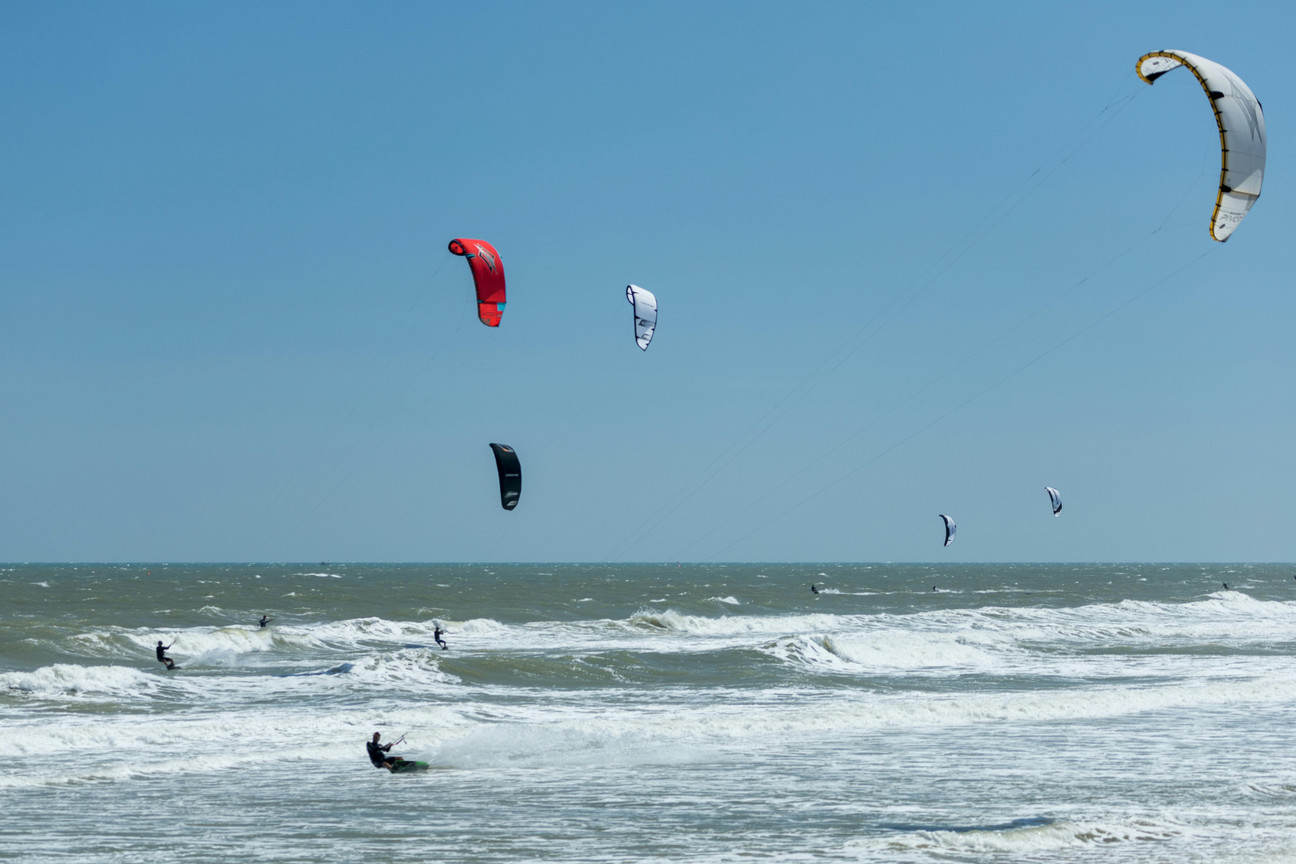 Kitesurfer