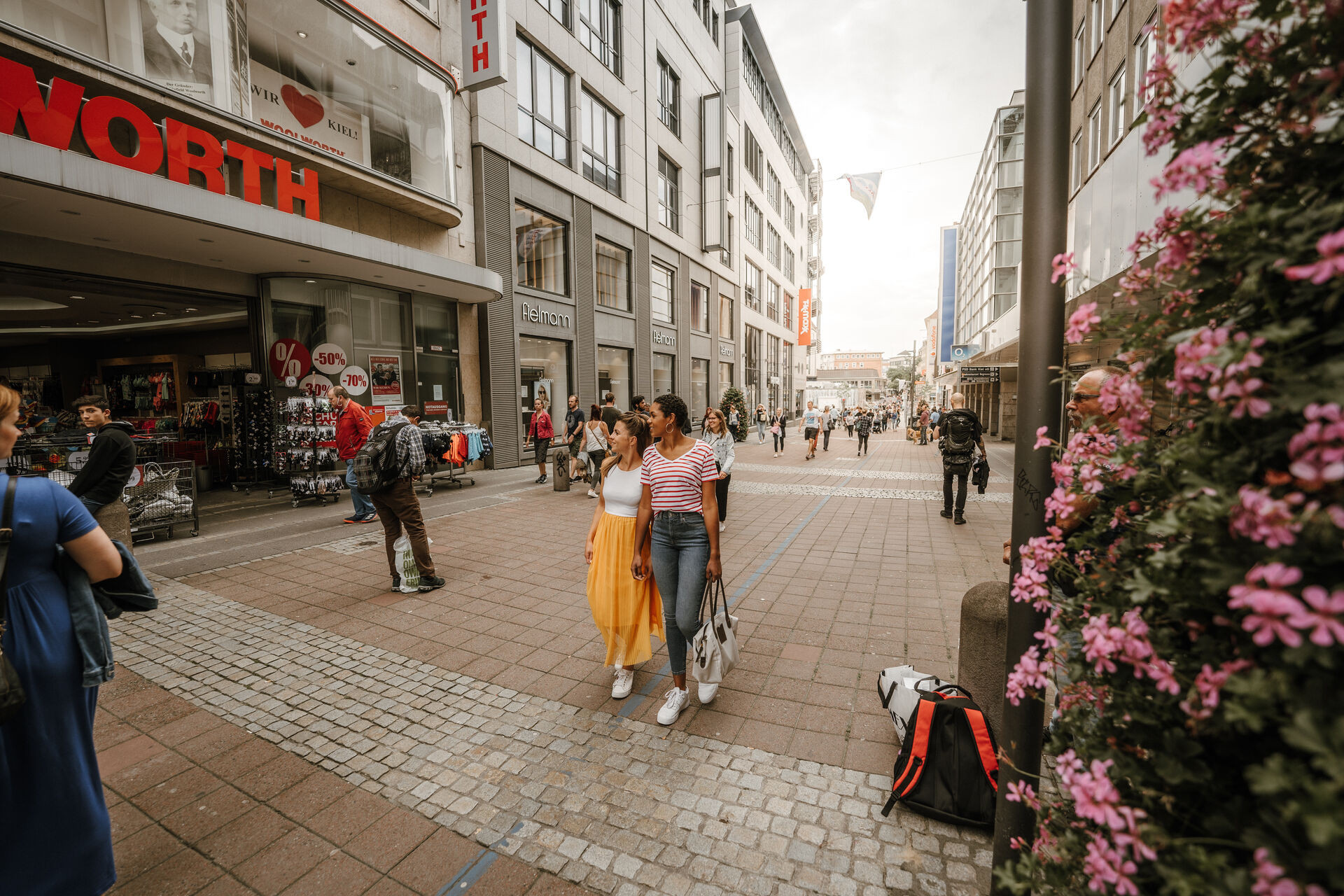  <a href="/kieler-foerde-entdecken/shopping/innenstadt">Schlendern Sie durch eine der ältesten Fußgängerzonen Deutschlands!</a>