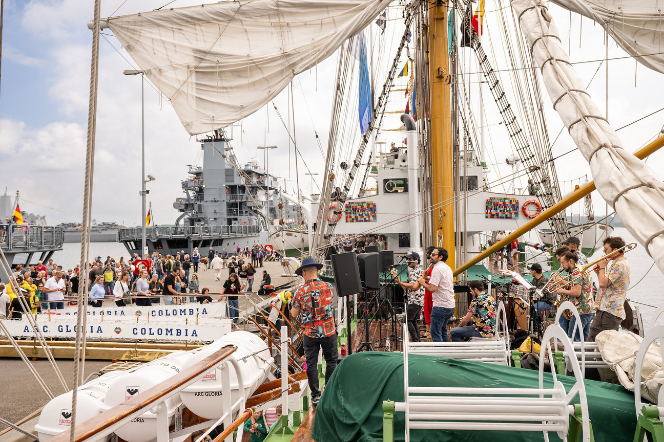 Open Ship