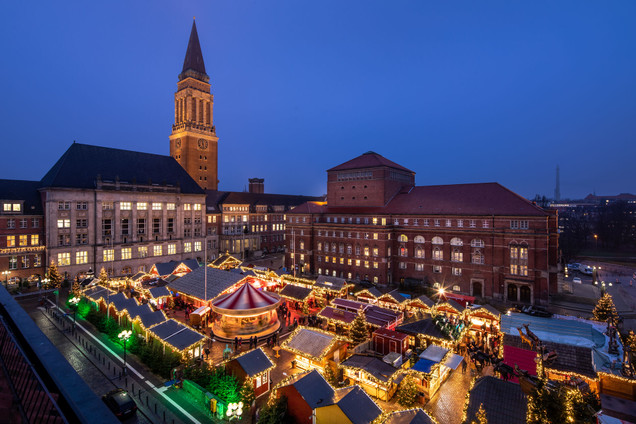 Town hall tower overlooking the Christmas market