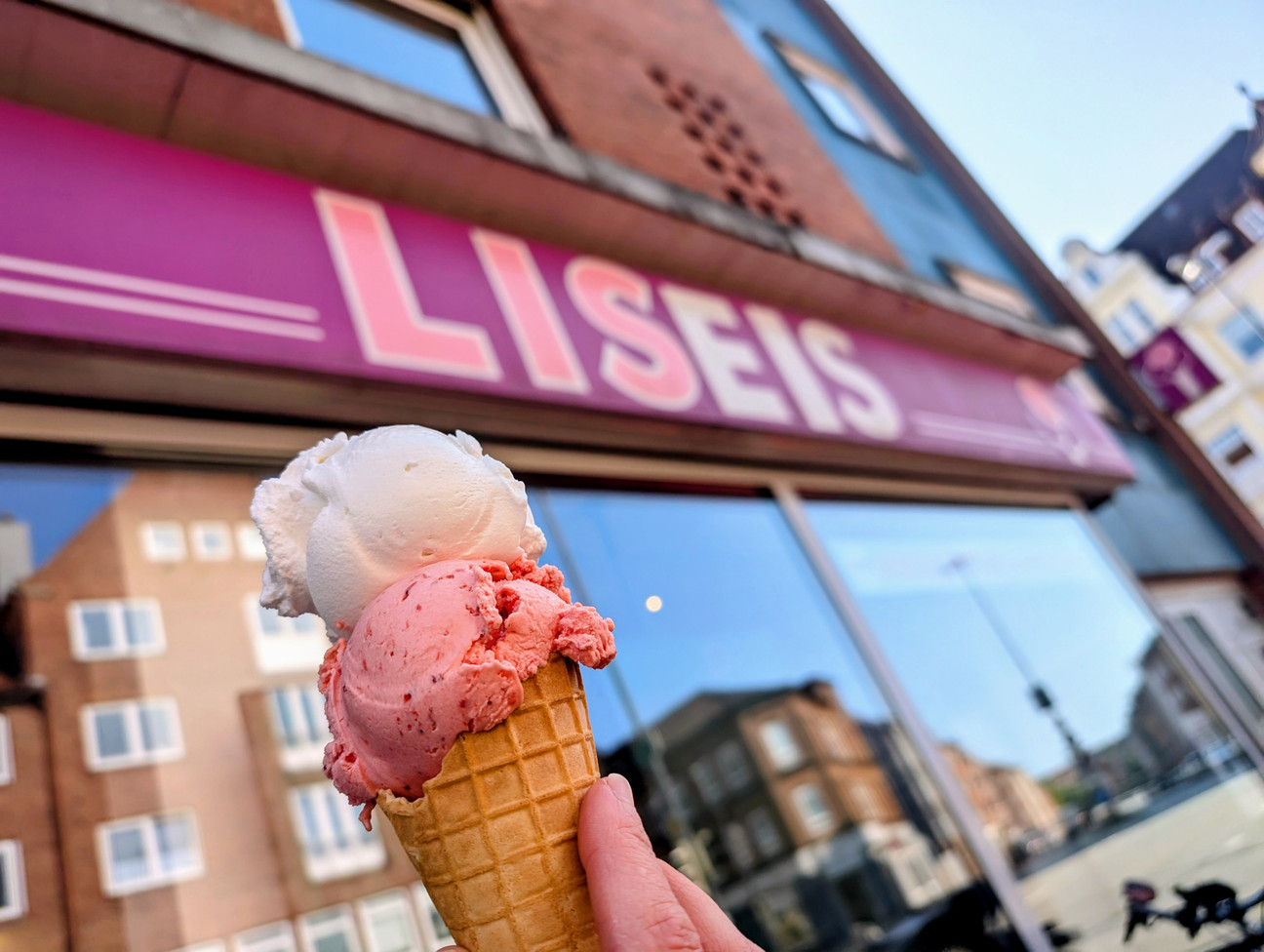 Eis in der Waffel von LISEIS