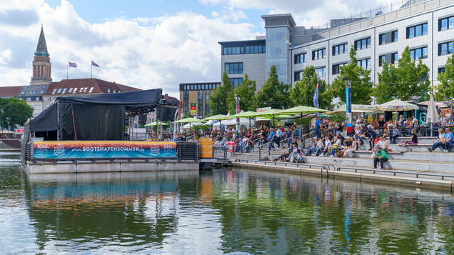 Das Kieler Demokratiefestival auf dem Bootdhafensommer