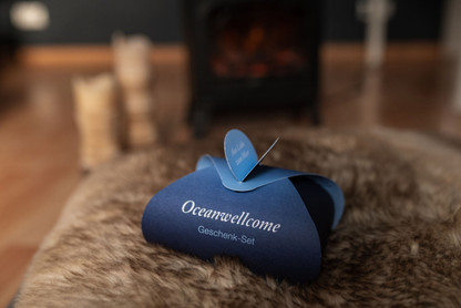 Bild mit drei Parfümflaschen